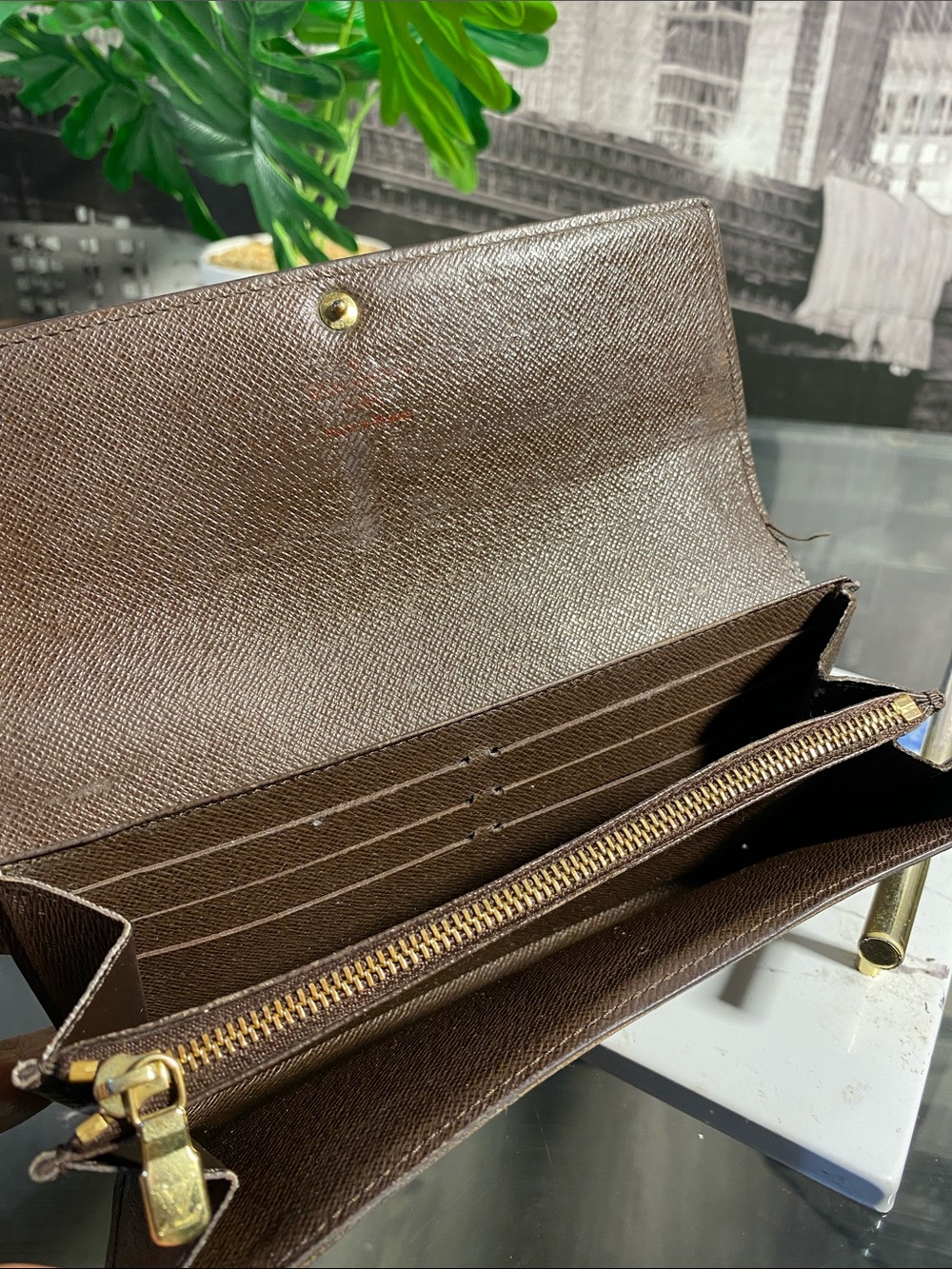 Authentic Louis Vuitton Damier Long Sarah Wallet - Picture 12 of 17